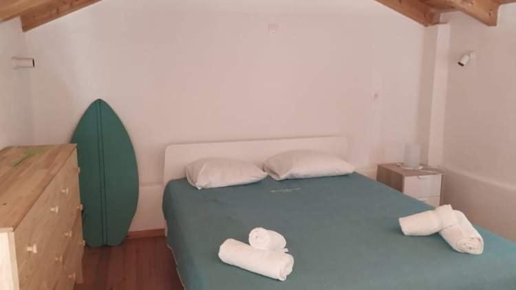 M.J.P. House Apartment Metamorfosi  Luaran gambar